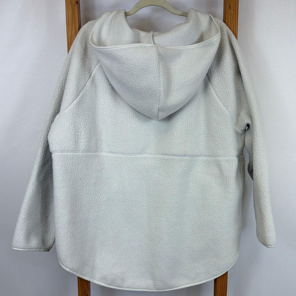 Tek Gear Cream Zip Front Pocket Hooded Sherpa Fleece Jacket Plus Size 2X - Picture 3 of 5
